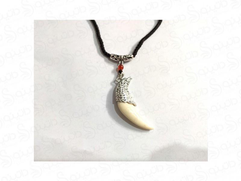 گردنبند مردانه دندان گرگ طرح عقاب gothic-n-26